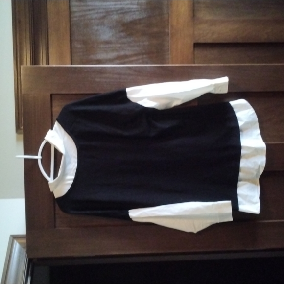 Sweater - Picture 6 of 6